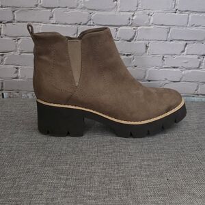 Chunky Lug Chelsea Ankle Boot in Taupe Suede